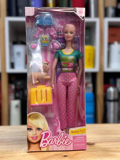 Muñeca Barbie veterinaria